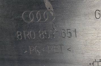 Thumbnail 6: 2009-2012 AUDI Q5 (B8 8R) FRONT UPPER HOOD CENTER AIR VENT GRILLE TRIM