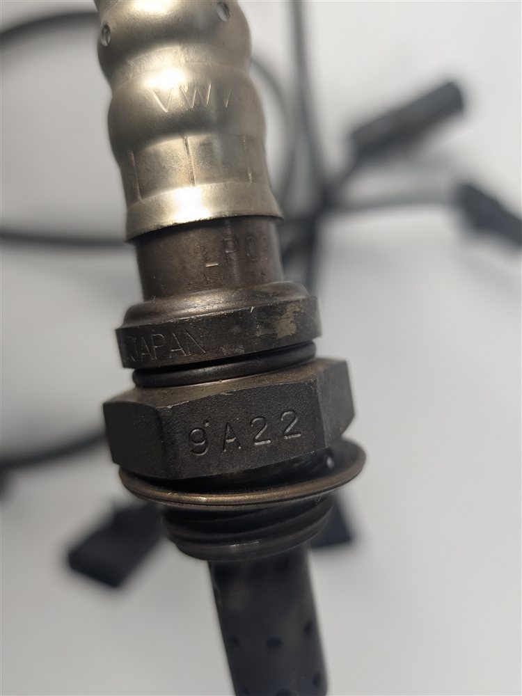 Thumbnail 11: 2010 AUDI Q5 (B8 8R) 3.2L (CALB) ENGINE OXYGEN O2 LAMBDA WIRE PROBE SENSOR SET/4