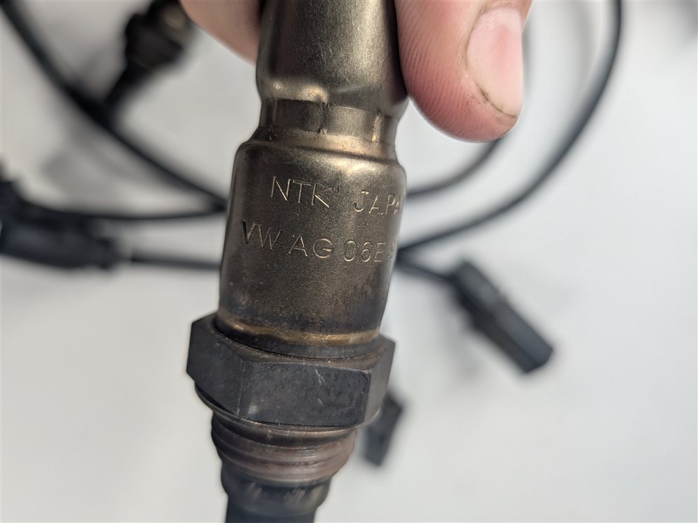 Thumbnail 8: 2010 AUDI Q5 (B8 8R) 3.2L (CALB) ENGINE OXYGEN O2 LAMBDA WIRE PROBE SENSOR SET/4