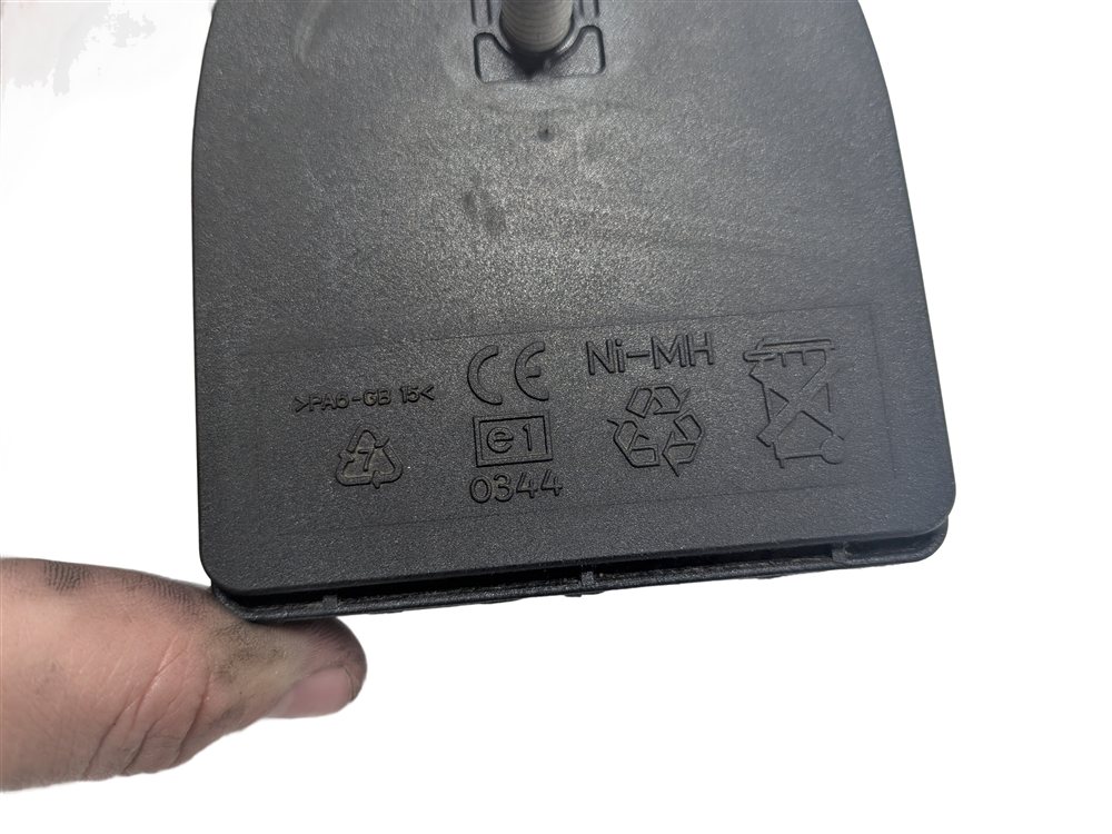 Thumbnail 5: 2010 AUDI Q5 (B8 8R) ANTI THEFT SECURITY ALERT ALARM SIREN HORN w/BACKUP BATTERY
