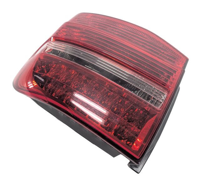 2008-2010 PORSCHE CAYENNE (957) RIGHT PASSENGER REAR TAILLIGHT BRAKE LIGHT LAMP