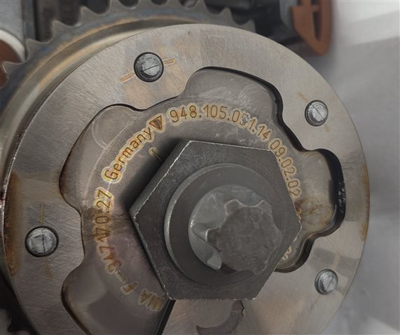 Thumbnail 14: 08-10 PORSCHE CAYENNE (957) 4.8L NON TURBO ENGINE - RIGHT CYLINDER HEAD