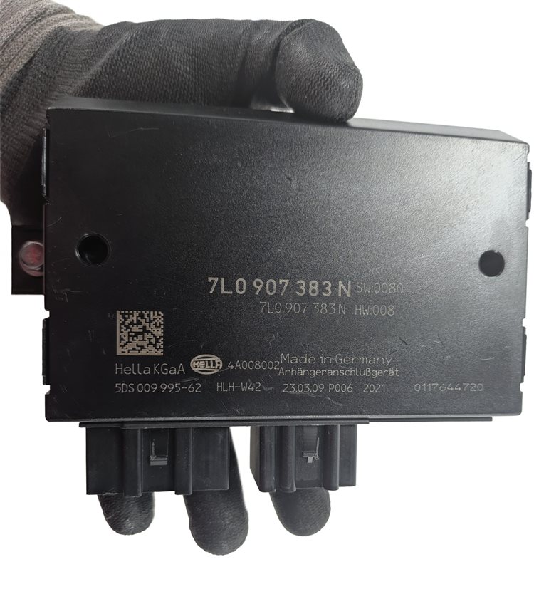 Thumbnail 5: 2010 PORSCHE CAYENNE (957) TRAILER TOW HITCH CONTROL MODULE COMPUTER