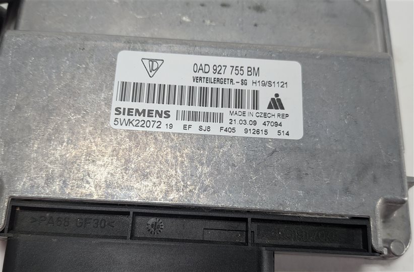 Thumbnail 6: 2008-2010 PORSCHE CAYENNE (957) A/T TRANSFER CASE CONTROL MODULE COMPUTER