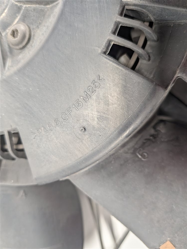 Thumbnail 5: 2003-2010 CAYENNE (955 957) RADIATOR ELECTRIC COOLING FAN BLADE MOTOR w/ SHROUD