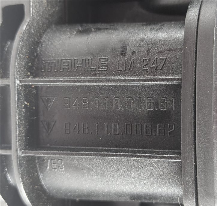 Thumbnail 8: 2009-2010 PORSCHE CAYENNE (957) 4.8L (M48.01) INTAKE MANIFOLD VACUUM ACTUATOR