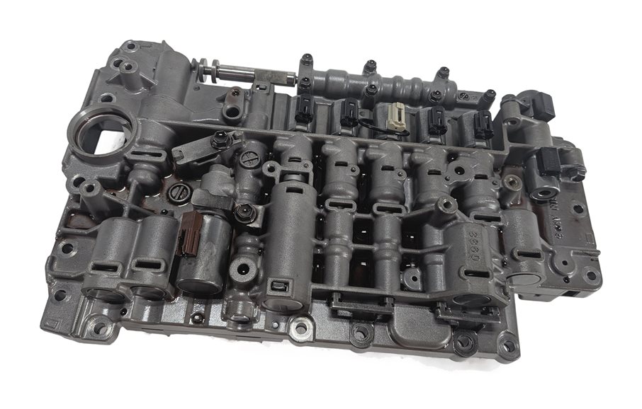 Thumbnail 10: 2010 PORSCHE CAYENNE (957) AUTOMATIC TRANSMISSION VALVE BODY w/ SOLENOID PACK