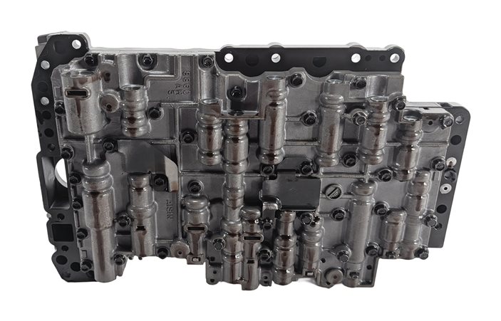 Thumbnail 11: 2010 PORSCHE CAYENNE (957) AUTOMATIC TRANSMISSION VALVE BODY w/ SOLENOID PACK