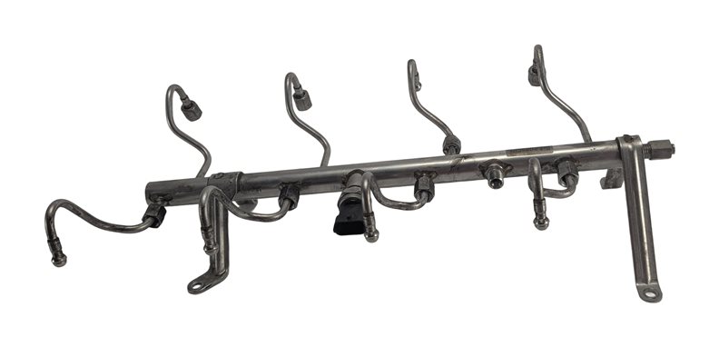 Thumbnail 2: 2009-2010 PORSCHE CAYENNE (957) 4.8L (M48.01) FUEL RAIL w/LINES PRESSURE SENSOR