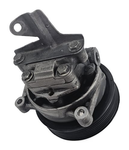2008-2010 PORSCHE CAYENNE (957) 4.8L ENGINE POWER STEERING PUMP w/ PULLEY