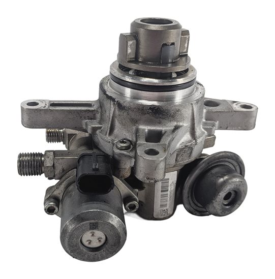 Thumbnail 2: 2008-2010 PORSCHE CAYENNE (957) 4.8L N/A *NON TURBO* ENGINE MECHANICAL FUEL PUMP
