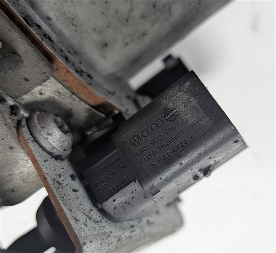 Thumbnail 6: 2003-2010 PORSCHE CAYENNE (955 957) FRONT TRANSFER CASE ELECTRIC SHIFT MOTOR