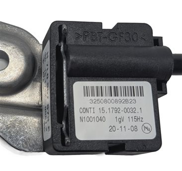 Thumbnail 7: 2010 PORSCHE CAYENNE (955 957) REAR SUSPENSION ACCELERATION SENSOR w/ BRACKET