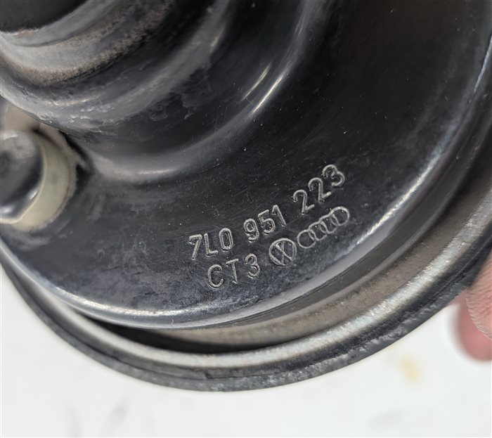 Thumbnail 8: 2003-2010 PORSCHE CAYENNE (955) HIGH & LOW TONE SAFETY HORN SET-2