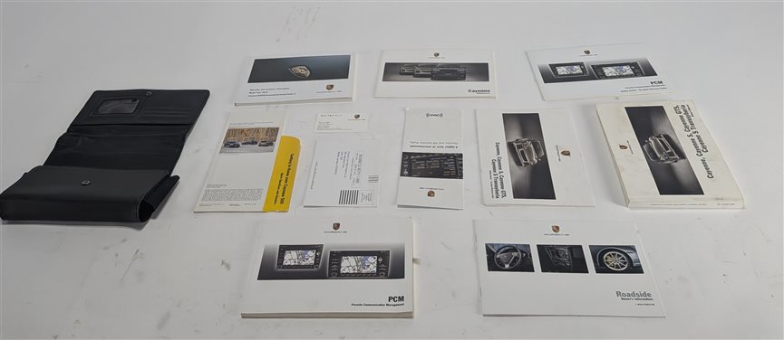Thumbnail 3: 2010 PORSCHE CAYENNE (955 957) 4.8L OWNER'S MANUAL BOOKLET DOCUMENT KIT w/CASE