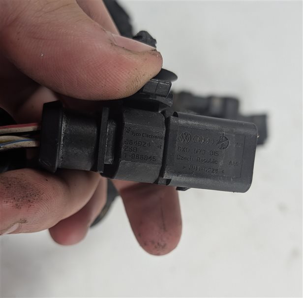 Thumbnail 6: 2010 PORSCHE CAYENNE (955 957) REAR PARK ASSIST REVERSE PDC SENSOR SET/6 (Black)