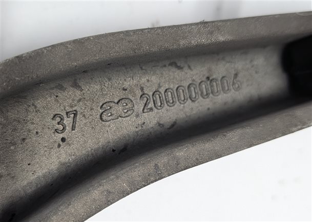 Thumbnail 7: 2003-2010 PORSCHE CAYENNE (955 957) FRONT LEFT & RIGHT UPPER CONTROL ARM SET