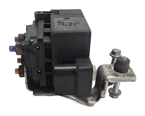 Thumbnail 2: 2010 PORSCHE CAYENNE (955 957) AIR SUSPENSION VALVE BLOCK SOLENOID MANIFOLD