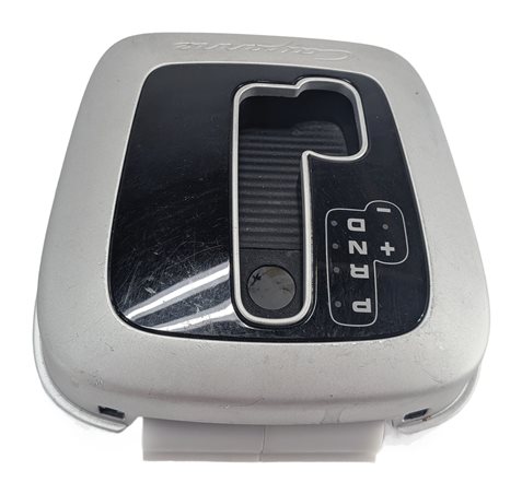 Thumbnail 3: 2010 PORSCHE CAYENNE (955 957) AUTOMATIC TRANSMISSION GEAR SHIFT INDICATOR TRIM
