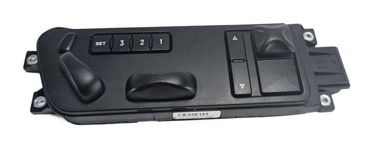 Thumbnail 3: 2010 PORSCHE CAYENNE (955 957) FRONT RIGHT PASSENGER SEAT ADJUST SWITCH w/MEMORY