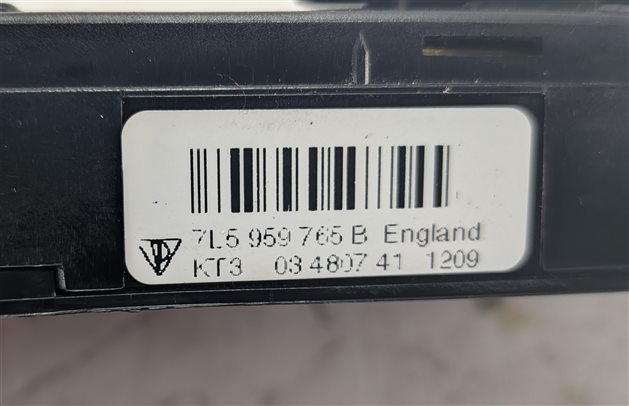 Thumbnail 6: 2010 PORSCHE CAYENNE (955 957) LEFT DRIVER MEMORY LUMBAR SEAT ADJUST SWITCH