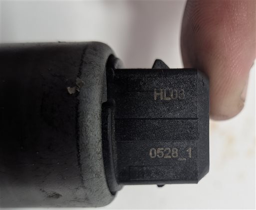 Thumbnail 5: 2010 PORSCHE CAYENNE (957) 4.8L M48 V8 ENGINE VVT CAMSHAFT TIMING SOLENOID SET/2