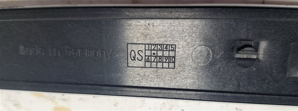 Thumbnail 6: 2010 PORSCHE CAYENNE (955 957) DASH DOOR CONSOLE TRIM SET/10 (Brushed Aluminum)