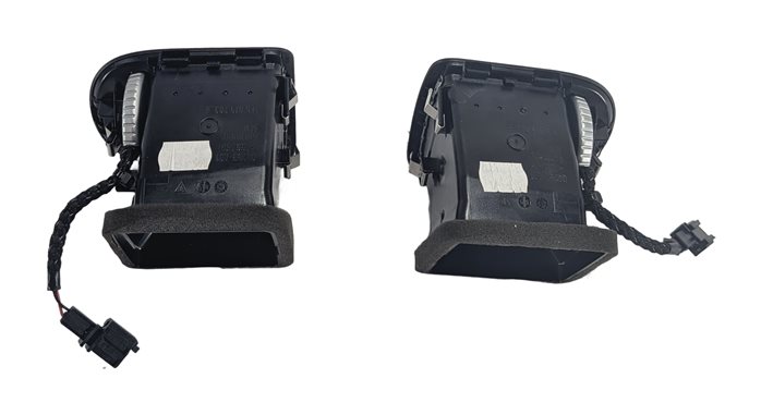 Thumbnail 4: 2010 PORSCHE CAYENNE (955 957) LEFT & RIGHT DASH HEAT AIR AC VENT SET/2 (Black)