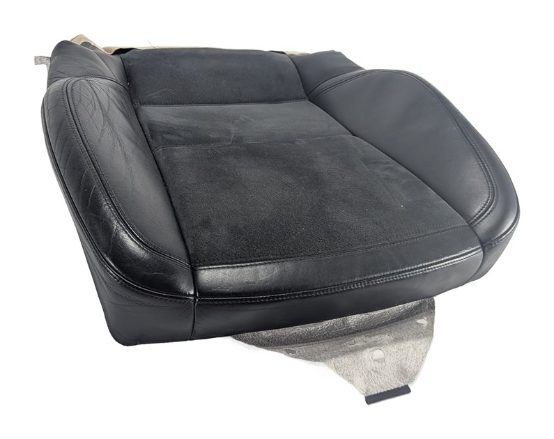 2010 PORSCHE CAYENNE (955 957) FRONT RIGHT SEAT CUSHION SPORT HEATED (Black)