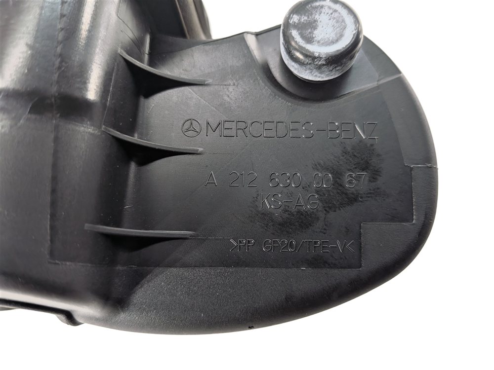 Thumbnail 7: 2010-2016 E-CLASS (W212) SEDAN FUEL TANK DOOR LID COVER w/HOUSING (Black)