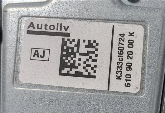 Thumbnail 5: 10-12 MERCEDES E350 E550 CLS550 (W212 W218) DRIVER SEATBELT RETRACTOR (Black)