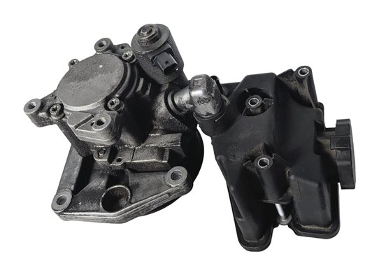 Thumbnail 5: 2010-2011 MERCEDES E350 E550 (W212) POWER STEERING PUMP w/ PULLEY & RESERVOIR