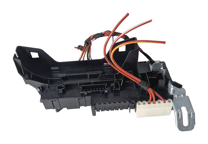 2011 MERCEDES E350 (W212) 3.5L ELECTRICAL FUSE RELAY PANEL BOX CARRIER BLOCK
