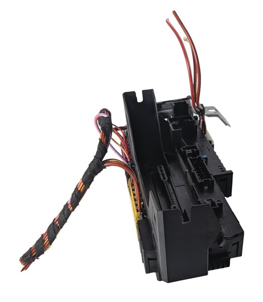 Thumbnail 3: 2011 MERCEDES E350 (W212) 3.5L ELECTRICAL FUSE RELAY PANEL BOX CARRIER BLOCK