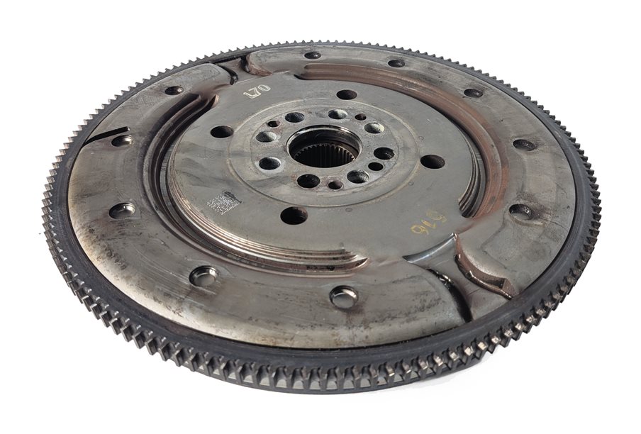 Thumbnail 5: 2016-2020 BMW 330E 530E HYBRID (F30 G30) AUTO TRANSMISSION DUAL MASS FLYWHEEL