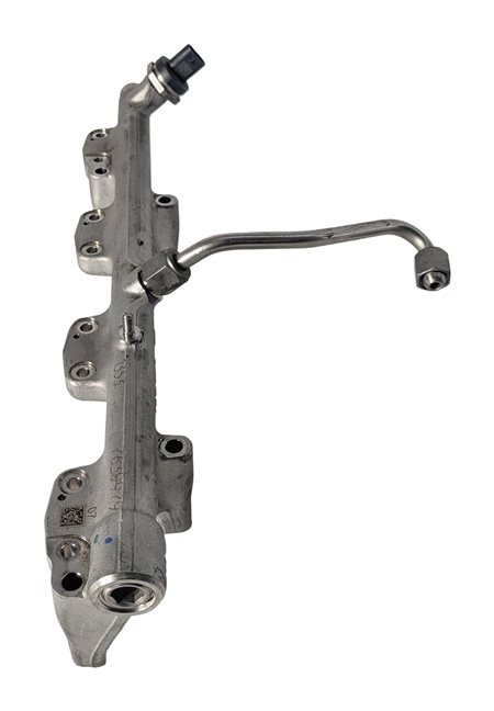 Thumbnail 4: 2016-2017 BMW 330E (F30) 2.0L B48 ENGINE HIGH PRESSURE FUEL RAIL w/SENSOR