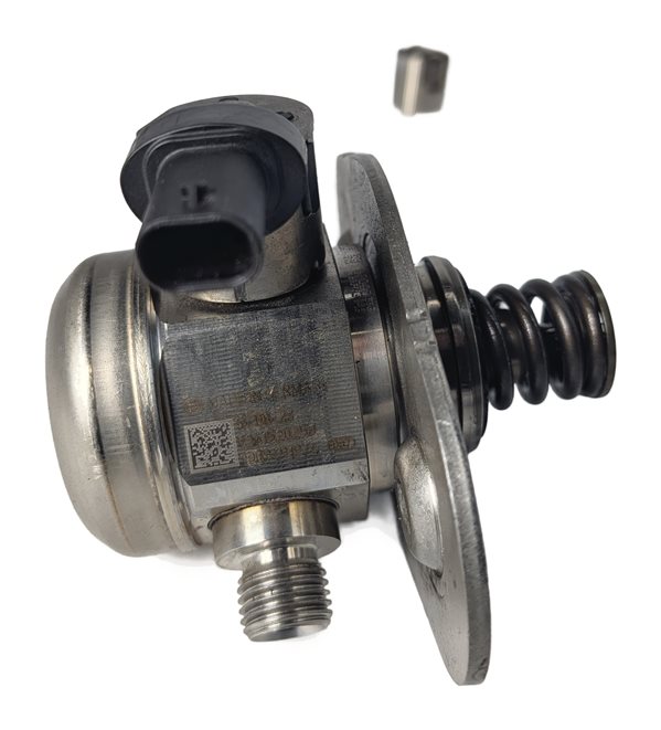 Thumbnail 5: 17-21 BMW 2 3 4 5 6 7 X3 X4 (F22 F30 F32 G01 G02 G11) HIGH PRESSURE FUEL PUMP