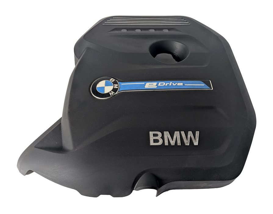 Thumbnail 4: 2017-2018 BMW 330E HYBRID (F30) 2.0L B48 ENGINE COVER TRIM PIECE w/ DAMPENER