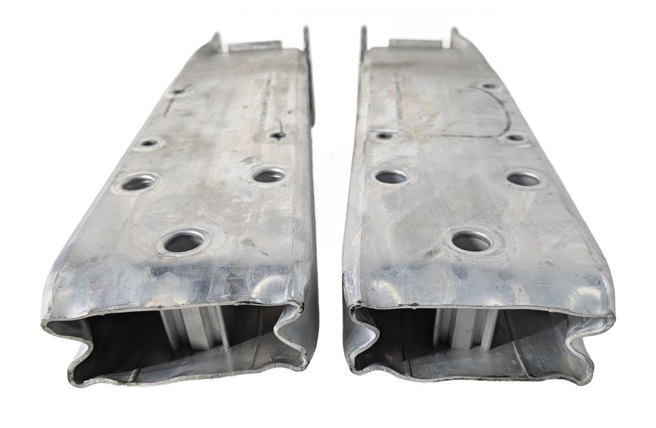 Thumbnail 6: 16-18 BMW 330E HYBRID (F30) L & R FRONT BUMPER REINFORCEMENT MOUNT BRACKET SET-2