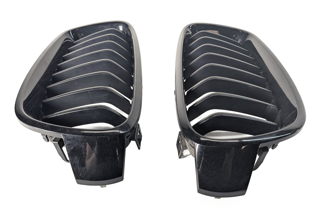 Thumbnail 3: 12-18 BMW 3 SERIES (F30) ///M-SPORT FRONT LEFT & RIGHT UPPER KIDNEY GRILLE SET/2