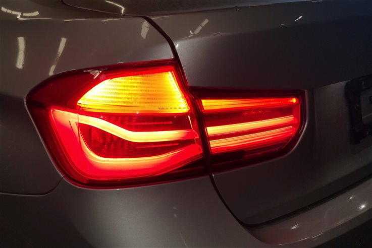 Thumbnail 2: 16-18 BMW 3-SERIES M3 (F30) SEDAN REAR LEFT INNER TRUNK LED TAILLIGHT LIGHT LAMP
