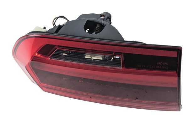 Thumbnail 4: 16-18 BMW 3-SERIES M3 (F30) SEDAN REAR LEFT INNER TRUNK LED TAILLIGHT LIGHT LAMP