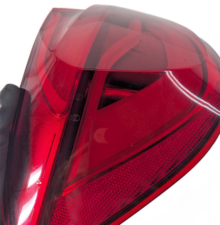 Thumbnail 10: 16-18 BMW 3-SERIES (F30) SEDAN REAR LEFT OUTER LED TAILLIGHT BRAKE LIGHT LAMP