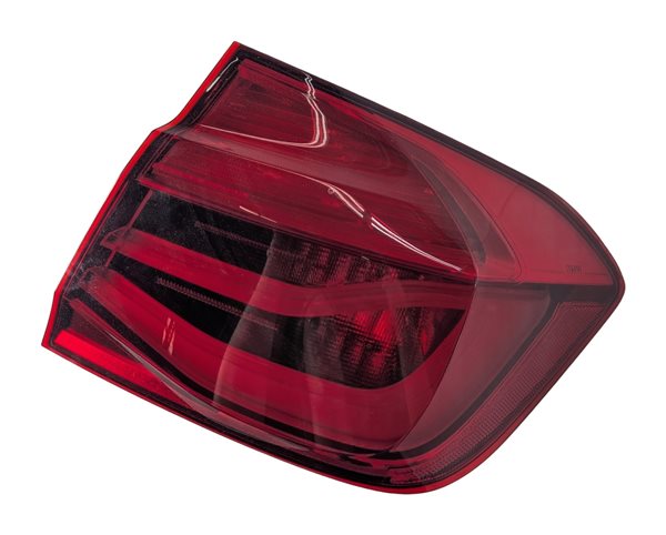 Thumbnail 3: 16-18 BMW 3-SERIES (F30) SEDAN REAR RIGHT OUTER LED TAILLIGHT BRAKE LIGHT LAMP