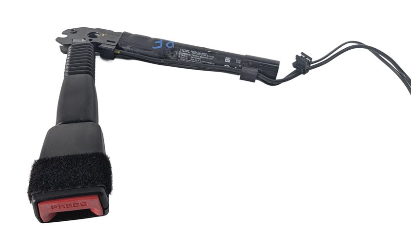 Thumbnail 5: 12-19 BMW 2 3 4 M3 (F22 F32 F33 F34 F36) FRONT RIGHT PASSENGER SEATBELT RECEIVER