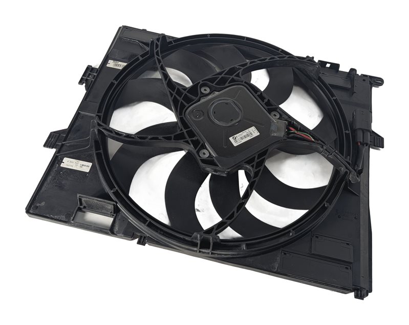 Thumbnail 2: 2017-2021 BMW 2 3 4 (F22 F30 F32 F33 F34) 2.0L ENGINE 600w RADIATOR COOLING FAN
