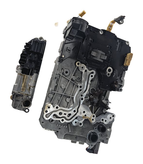 Thumbnail 2: 16-18 BMW 330E HYBRID (F30) 8P75HZ AUTO TRANSMISSION VALVE BODY & MECHATRONIC