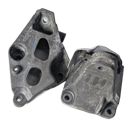 Thumbnail 2: 2017 BMW 330E (F30) 2.0L (B48) ENGINE MOTOR MOUNT BRACKET LEFT & RIGHT SET/2