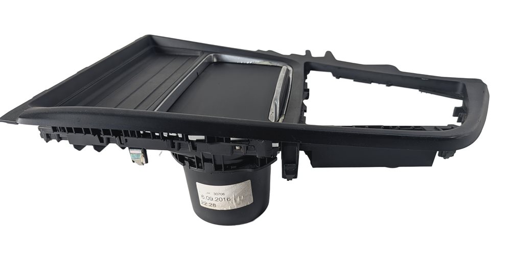 Thumbnail 5: 2017 BMW 330E (F30) FRONT CENTER CONSOLE CUP HOLDER SHIFTER TRIM BEZEL (Ash)