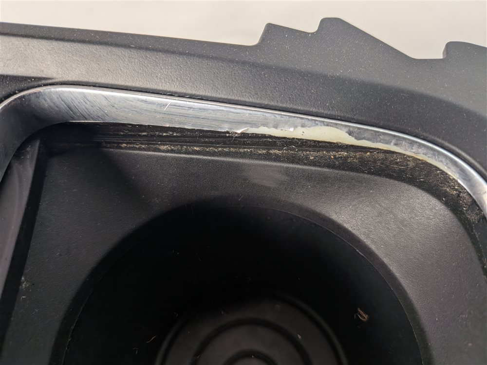 Thumbnail 8: 2017 BMW 330E (F30) FRONT CENTER CONSOLE CUP HOLDER SHIFTER TRIM BEZEL (Ash)